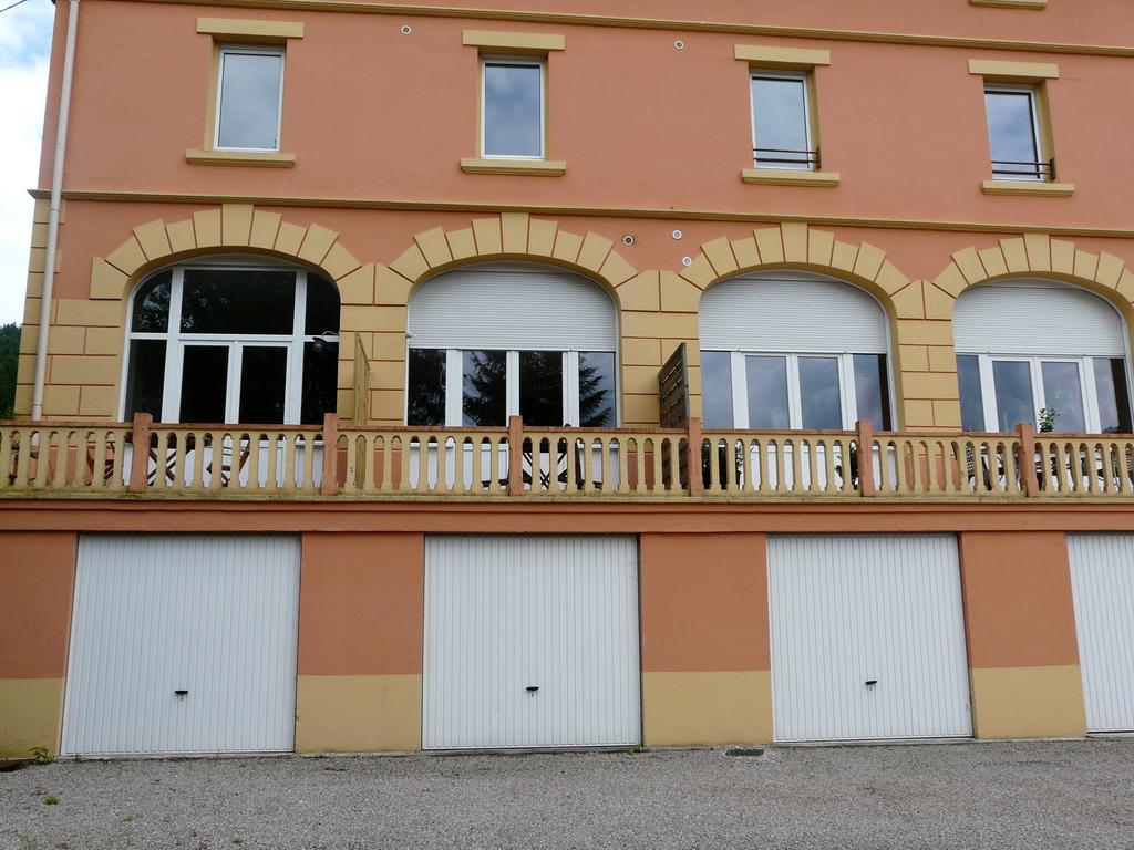 Les Brimbelles Apartment เฌราร์แมร์ ภายนอก รูปภาพ