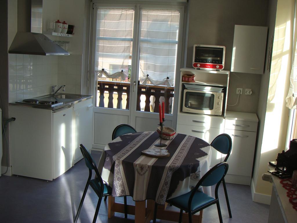 Les Brimbelles Apartment เฌราร์แมร์ ภายนอก รูปภาพ